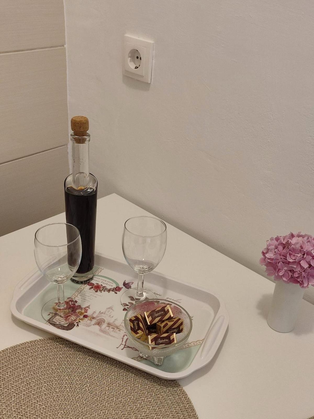 Petra Apartment Водице Екстериор снимка