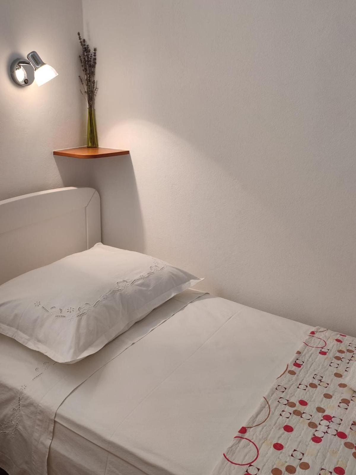 Petra Apartment Водице Екстериор снимка